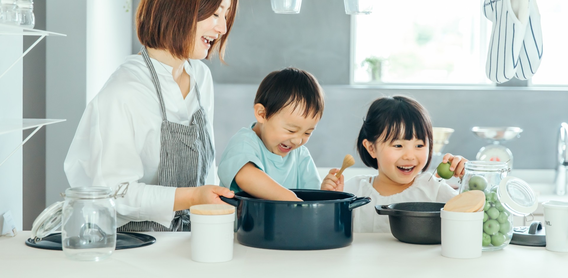 三彩公式ショップ